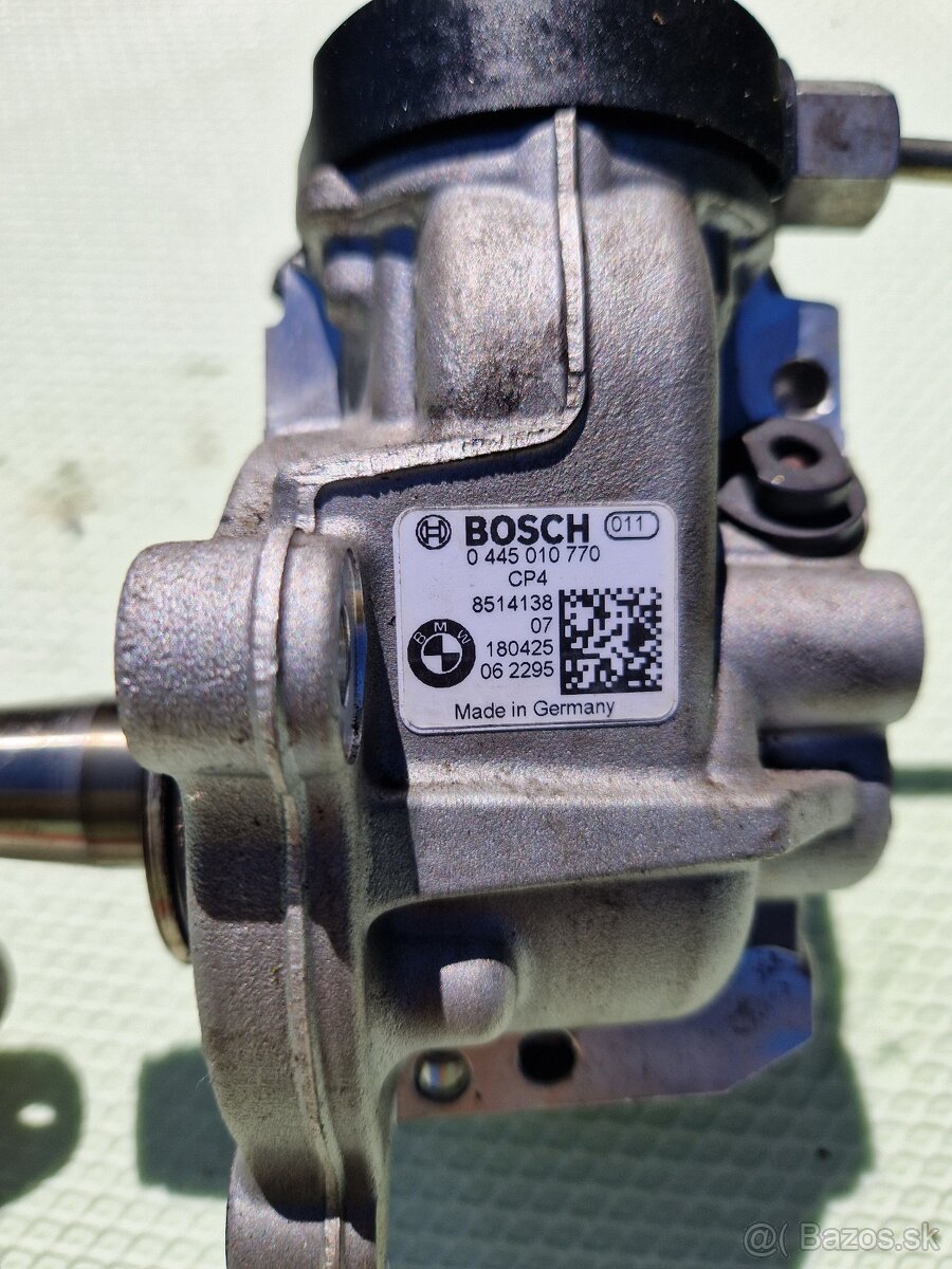 set vstrekovacieho systému na motor s označením B47D20B - 7