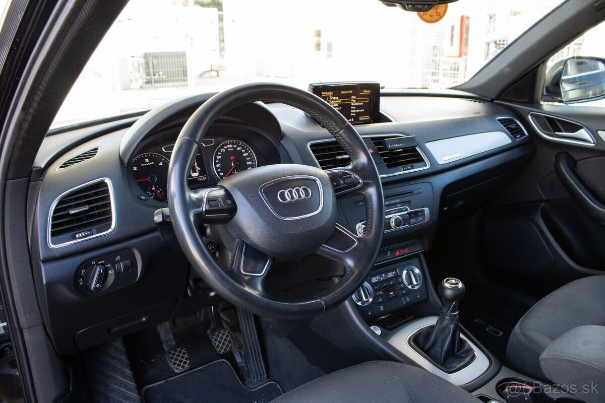 Audi Q3 2.0 TDi Quattro Manuál - 7