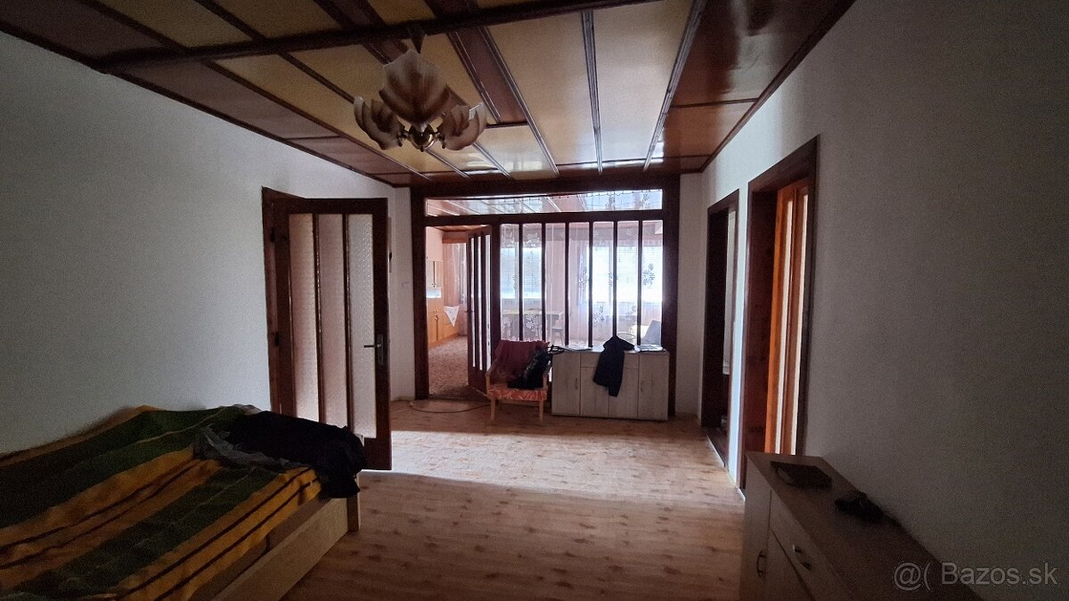 Rodinný dom v ktorom si môžete vytvoriť luxusné bývanie - 7