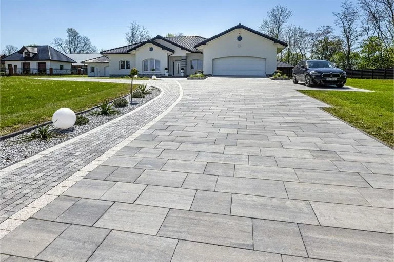 Zámkova dlažba pokládka- výstavba plotov a iné práce - 7