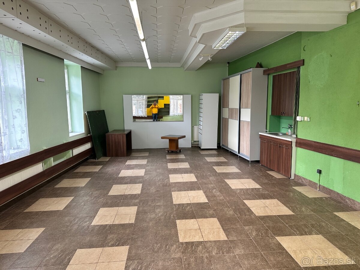 Prenajmem krásny obchodný priestor v centre mesta Kežmarok - 7