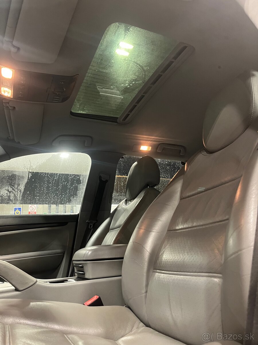 Porsche Cayenne 4.5 V8 - 7