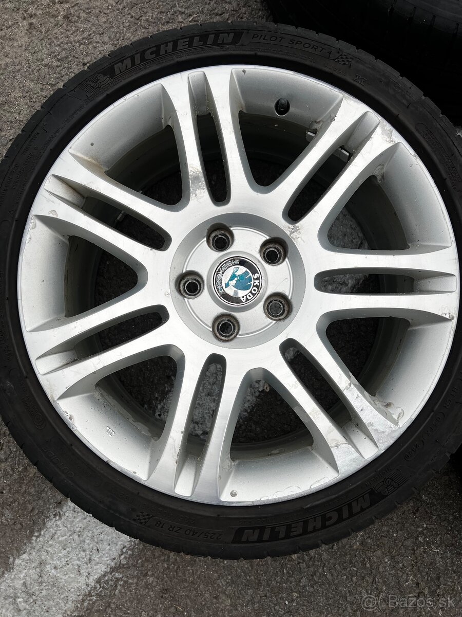 5x112 r18 225/40r18 - 7