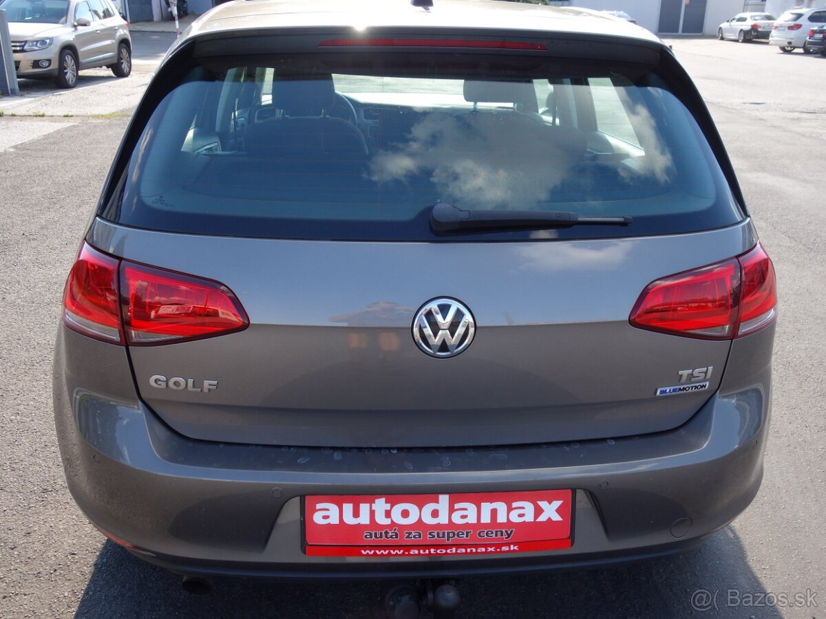 VW Golf - 7