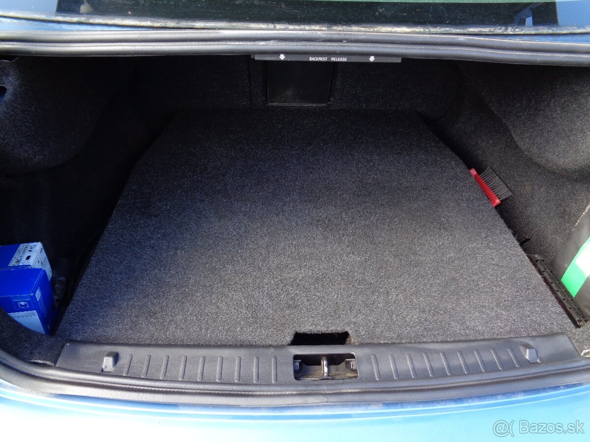 Volvo S60 2.0 D3 (5-valec) AT/6, kw 100 - 7