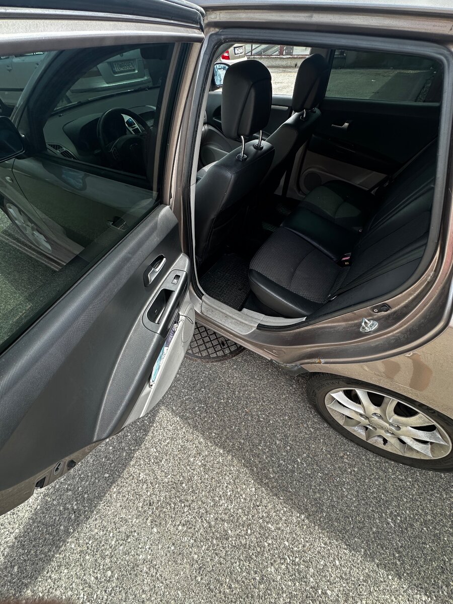 Kia ceed 1,6 DIESEL - 7