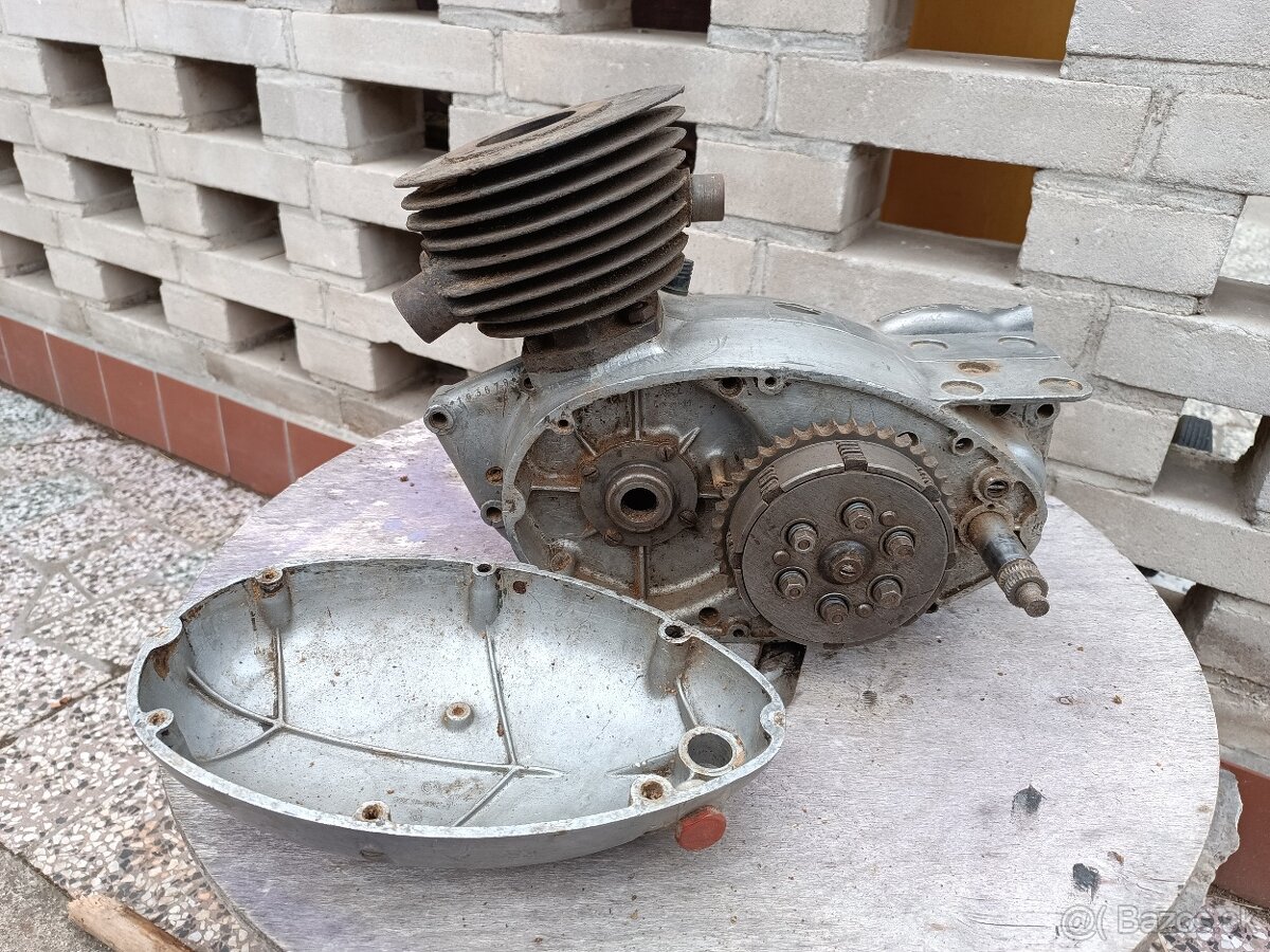 ČZ 125 B/T - 7
