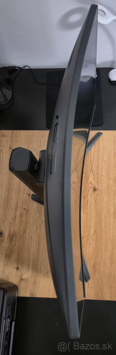 32" - ASUS ROG Strix XG32VC - 7