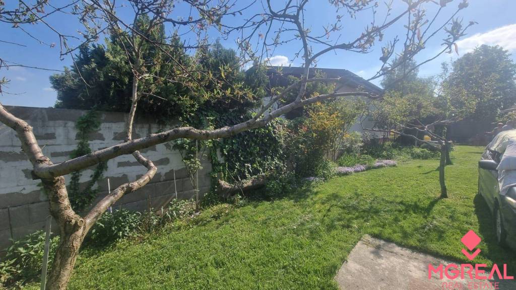 Starší rodinný dom Černík - 7