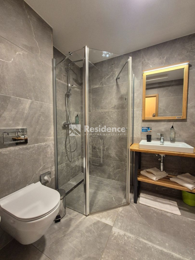 Štýlový 1-izbový apartmán v rezorte Maladinovo – bývajte ako - 7