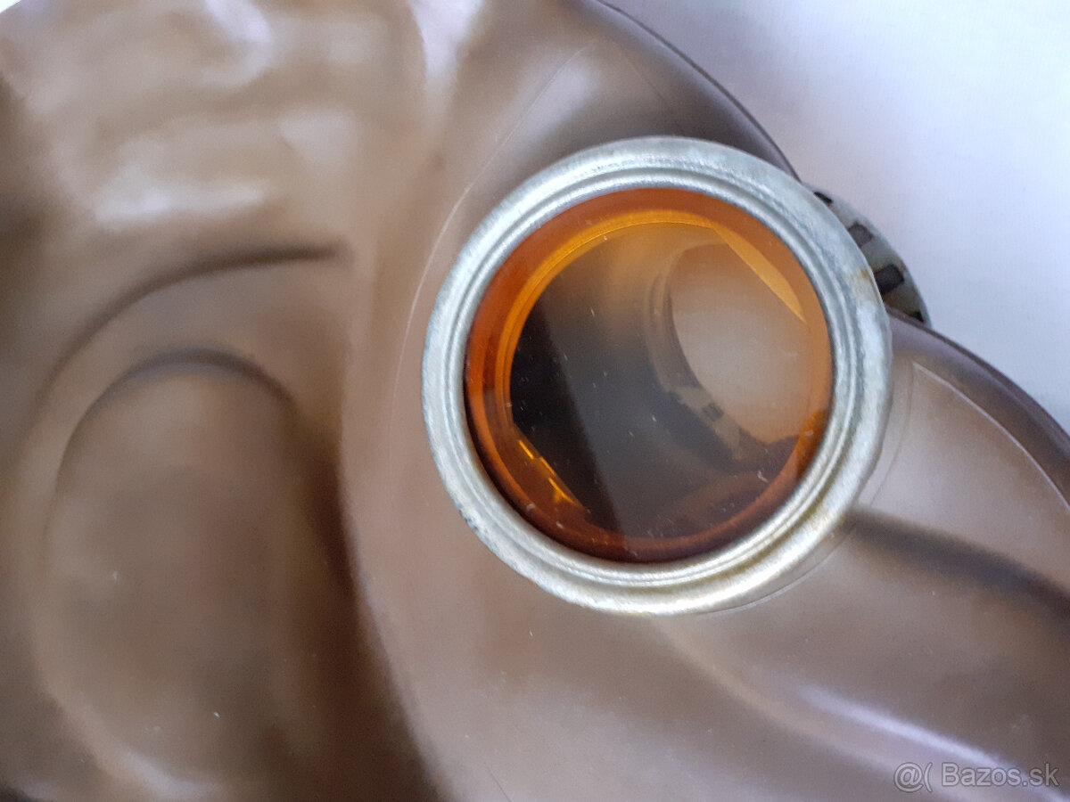 Plynová maska československej armády BSS-MO-4 1961 - 7