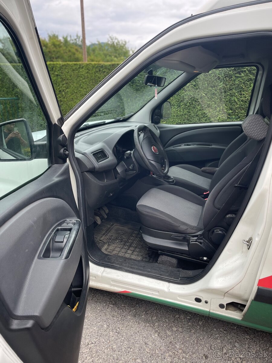 Fiat doblo combi 2.0 - 7