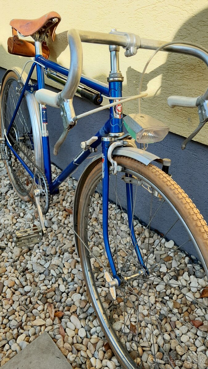 Eska v povodnom stave a vybave - 7