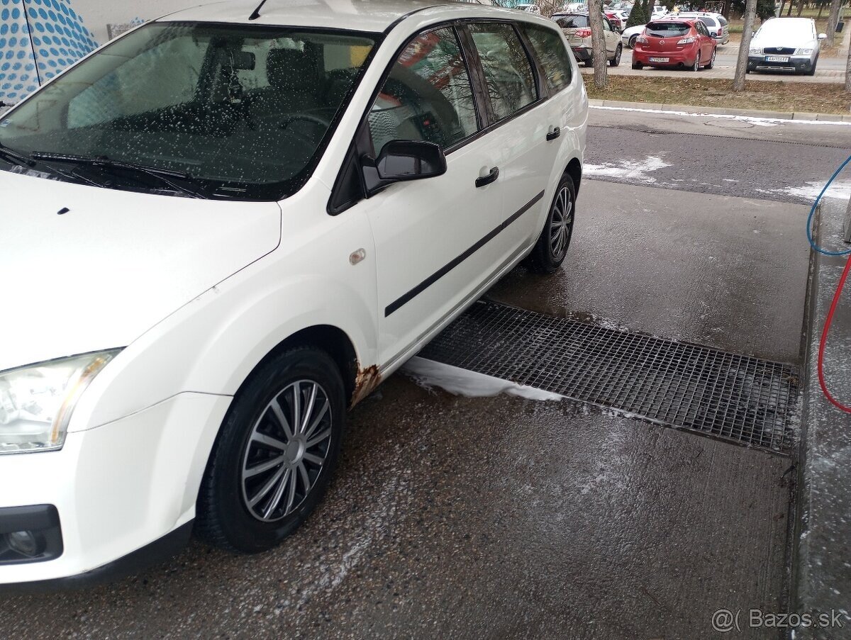 Ford FOCUS Mk2 1.6tdci - 7