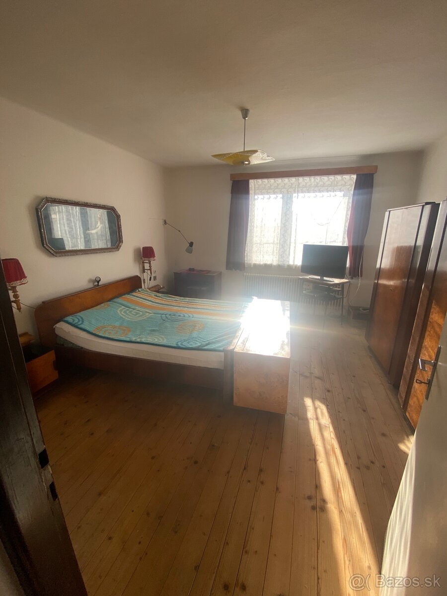 NOVÁ CENA: Rodinný dom pod lesom v Nitrici - 7