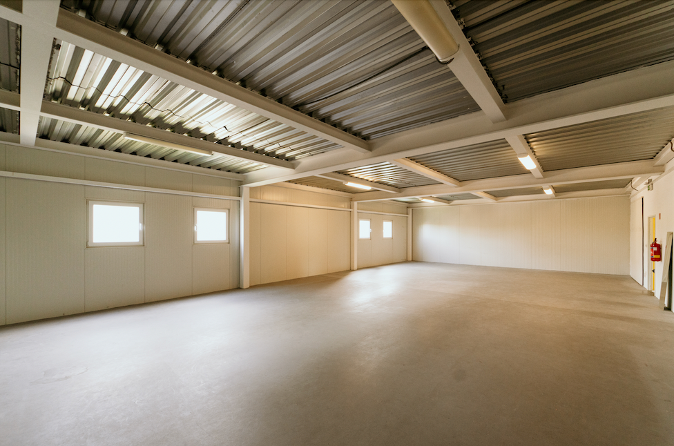 BUDOVA - TOPOĽČANY, obchodná zóna - 7