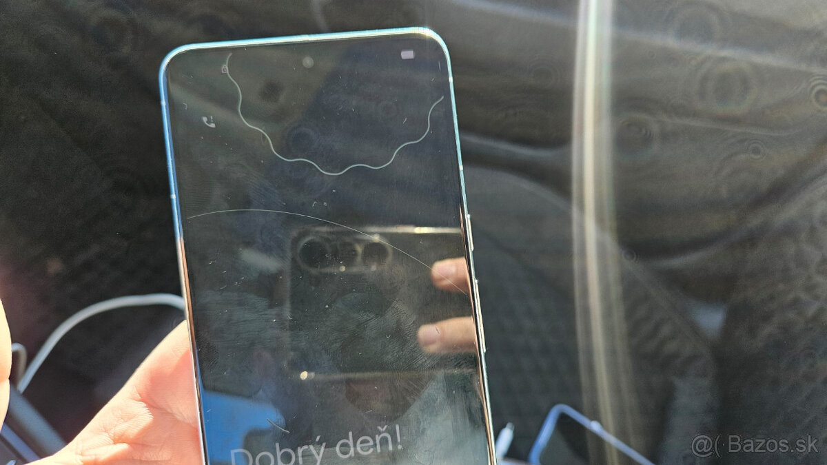 Zablokovaný Google Pixel 8 Pro - 7