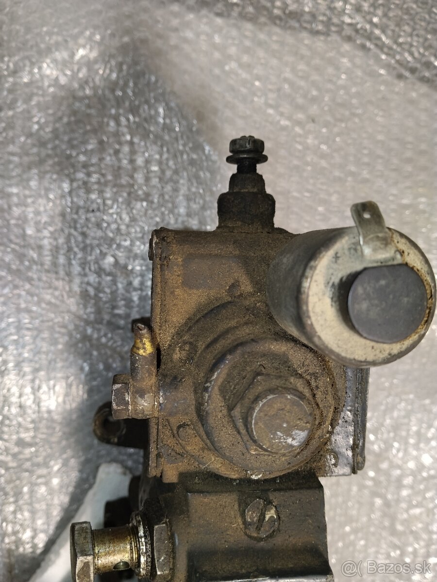 Vstrekovacie čerpadlo Liaz 110.850 - 7