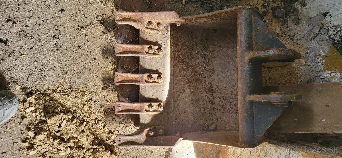 Lyžice na bagrik - 7