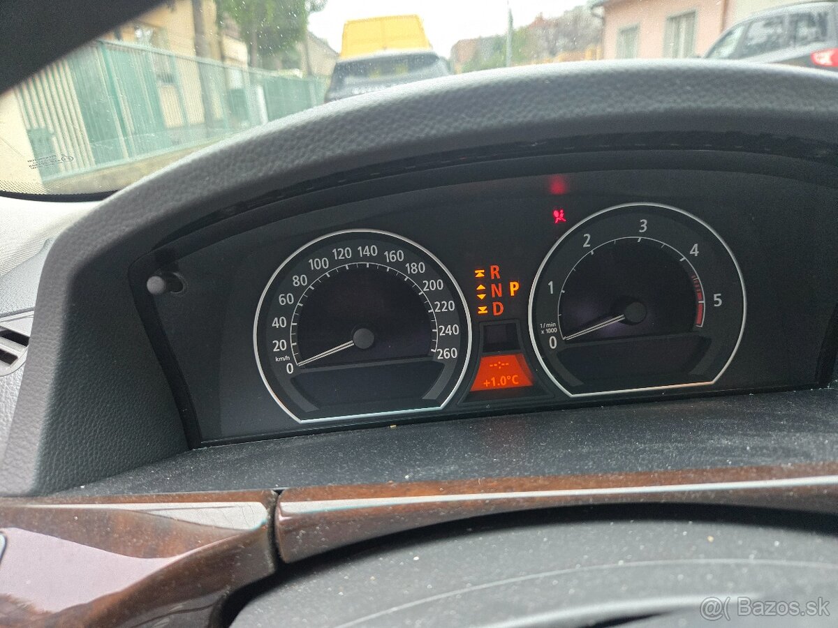 BMW E 65 2004. 3.0 TDI - 7