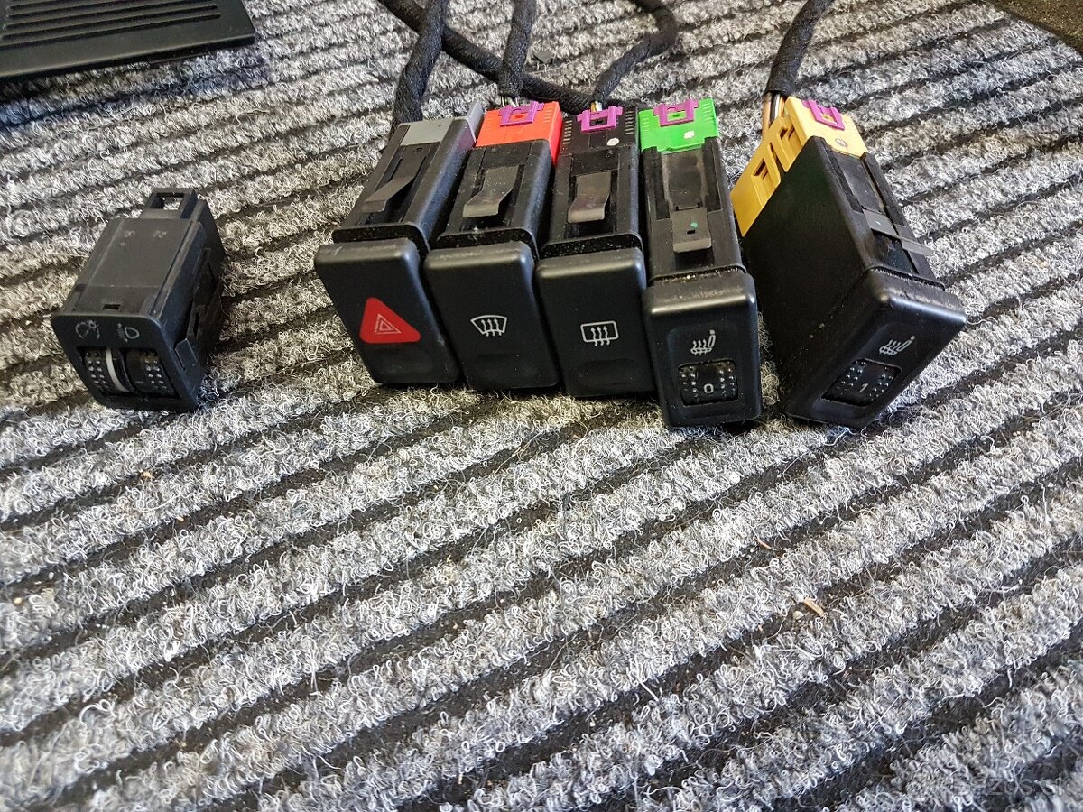 FORD Galaxy, osvetlenie, vypínače - 7