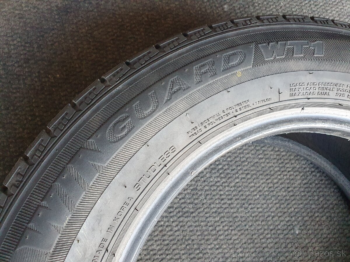 215/65R16C NEXEN - 7