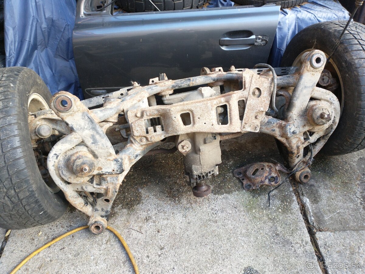 Rozpredam volvo xc90 136kw d5 rok 2006 - 7