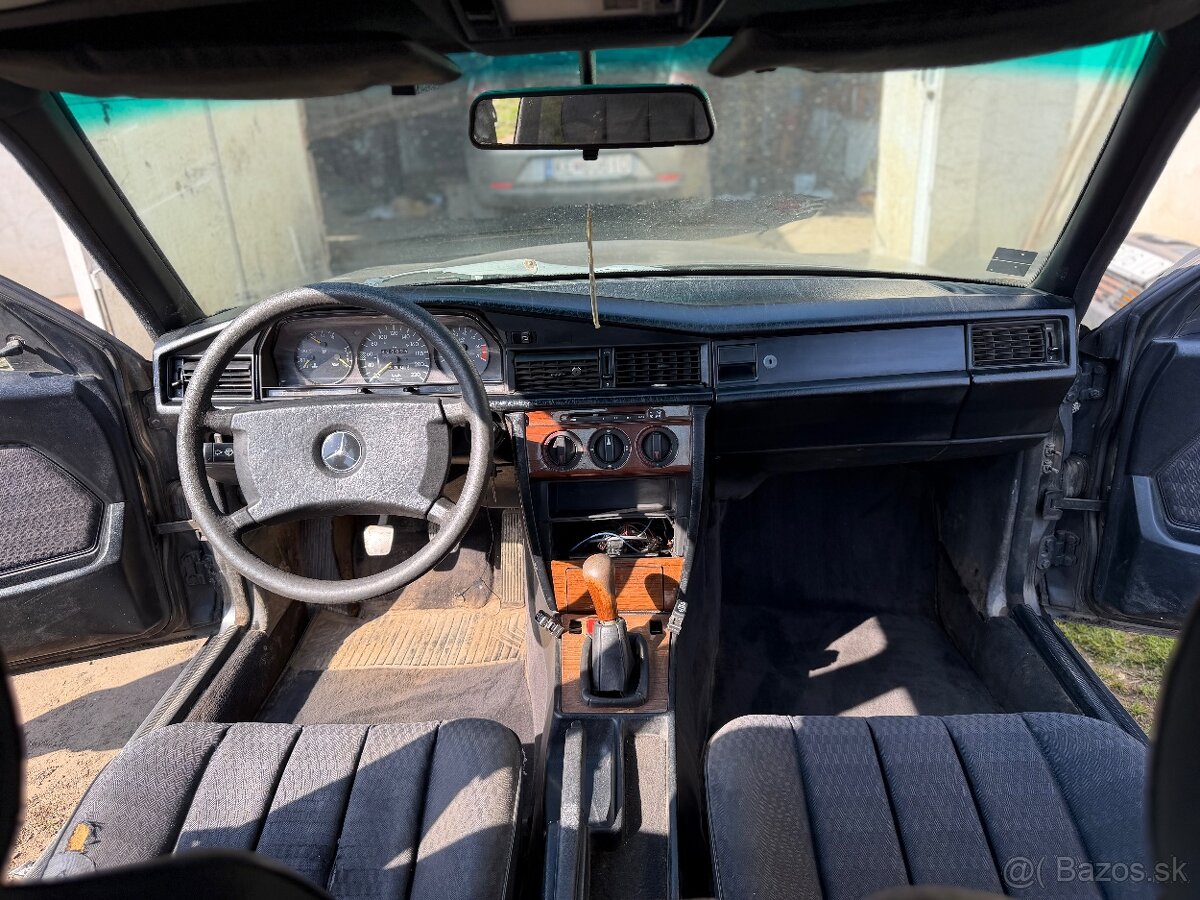 Mercedes Benz 190 E W201 2.5D - 7