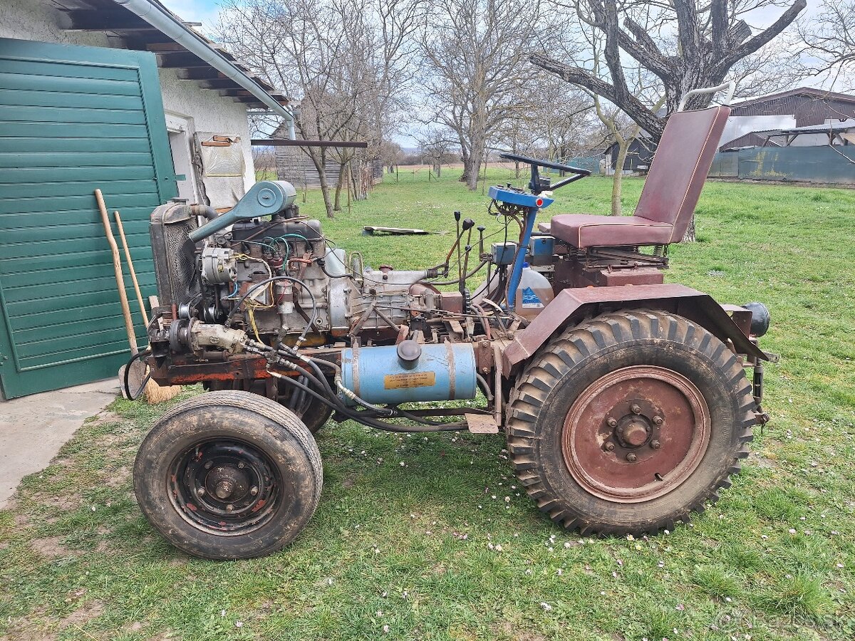 Predam malotraktor - 7