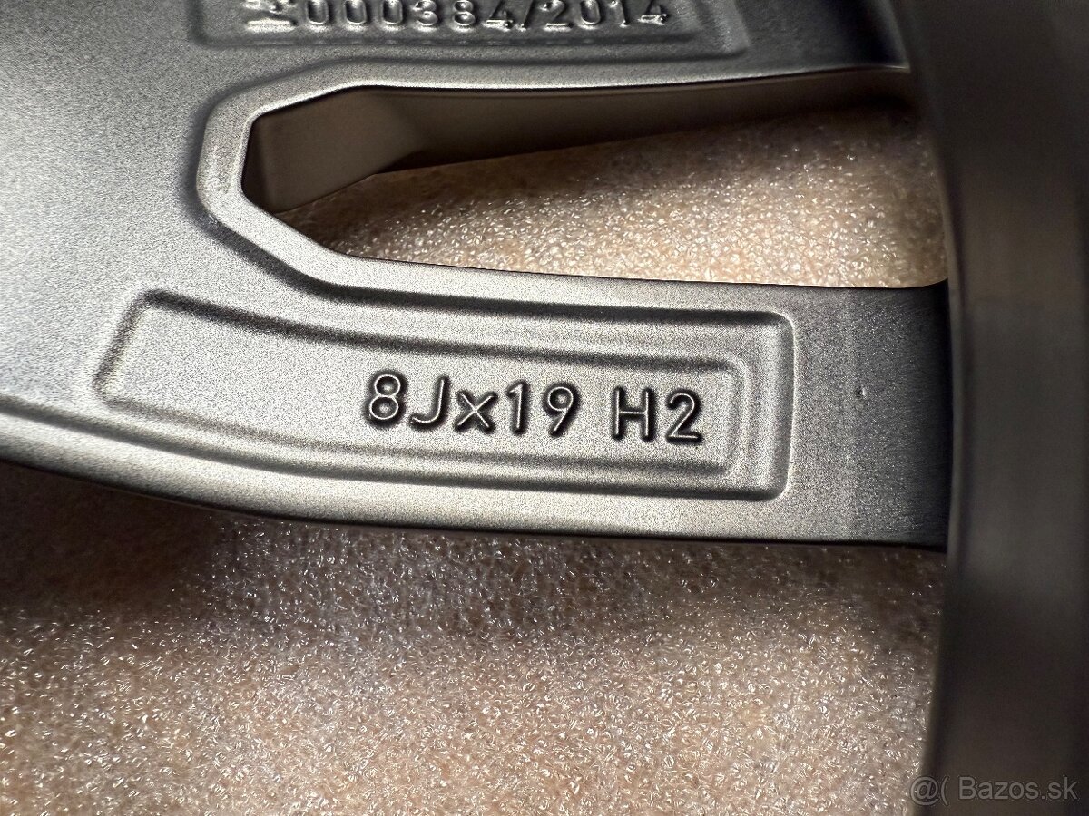 Originál zimní kolesa BMW 3 G20 R19 style 792M - 7