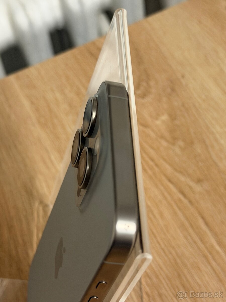 Dobrý Ponúkam na predaj iPhone 15 PRO MAX 256GB Natural - 7