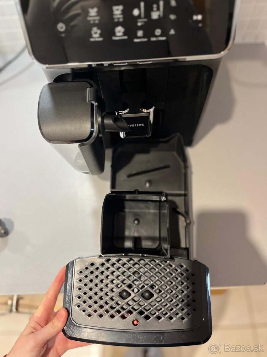 Predám automatický kávovar Philips LatteGo 2230/10. - 7