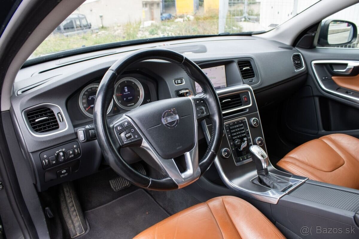 Volvo V60 D2 A/T - 7