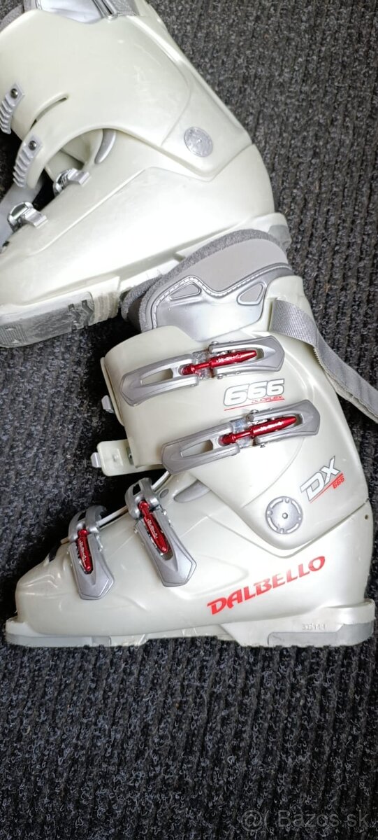 Dámsky lyžiarsky výstroj - 7