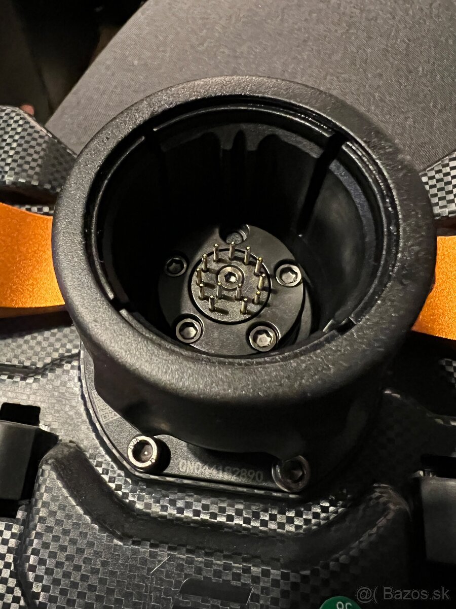 Fanatec McLaren GT3 volant - 7