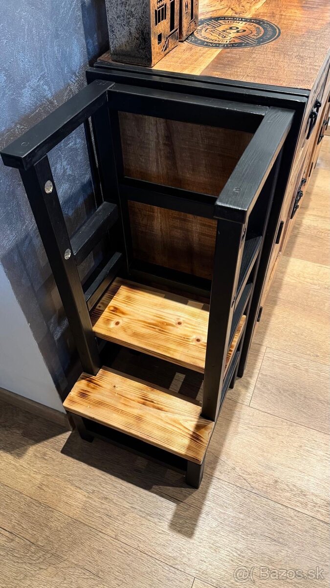 Predám učiacu vežu čierna - opálené drevo - 7