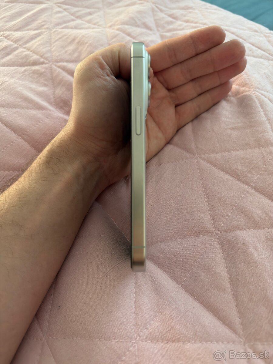 iPhone 15 Pro 128GB - 7