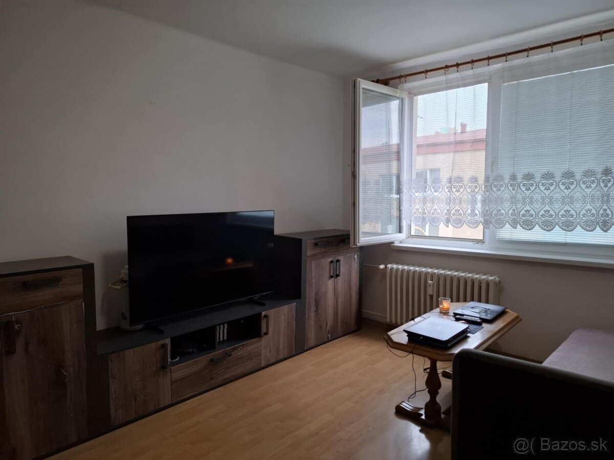 investicný 1.izb. byt v Holíči len u nás v ponuke-dohoda - 7