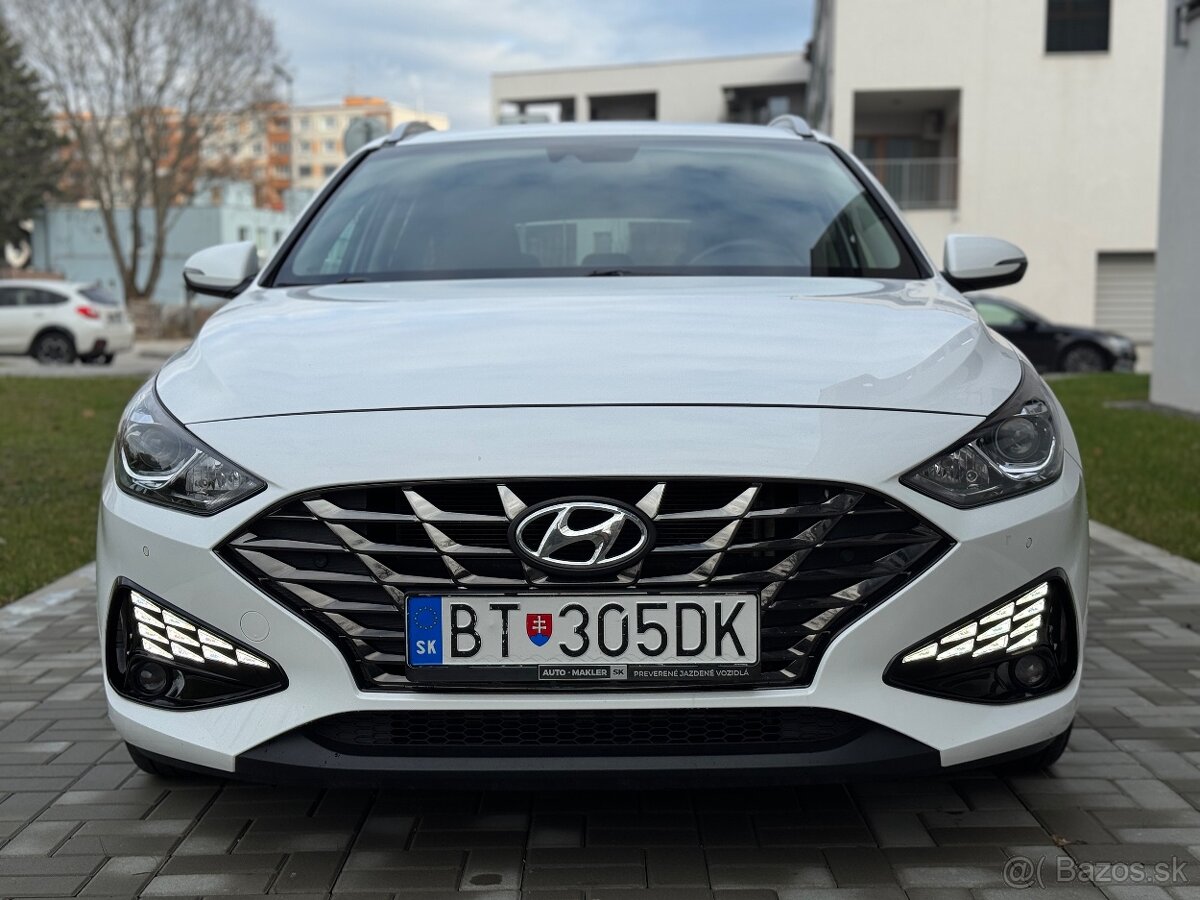 Hyundai i30 CW 2021, 1.6 CRDi Family, automat, DPH - 7