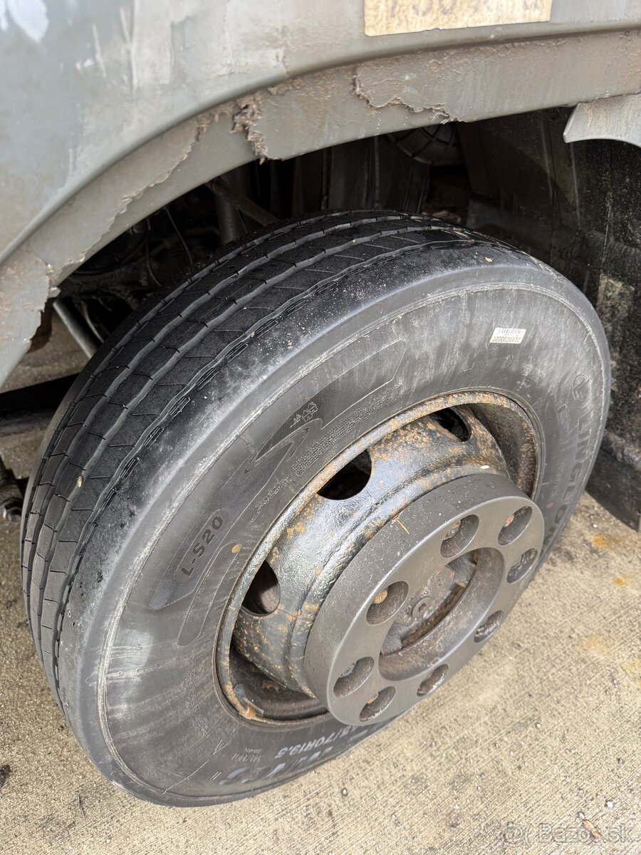 Iveco eurocargo 120E24 čelo - 7