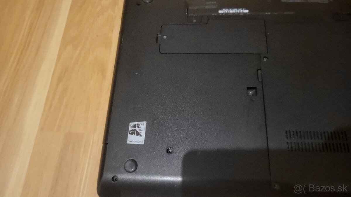 Pokukam Lenovo E535 bez displaya - 7