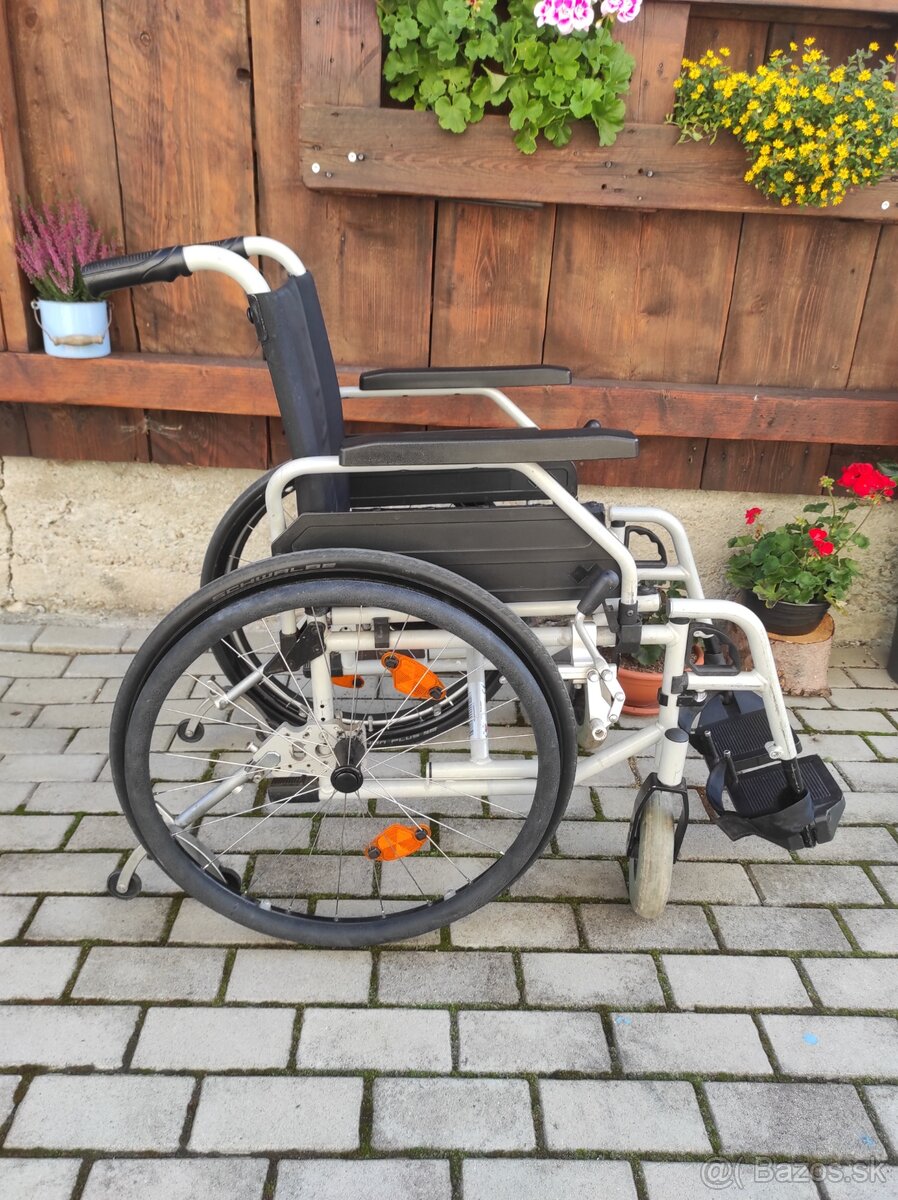 Predám mechanický invalidný vozík - 7
