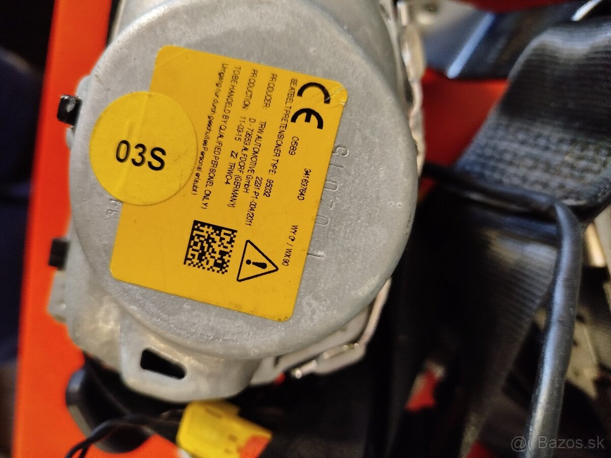 Pravá predná štvrtka Passat b8 nápravnica - 7