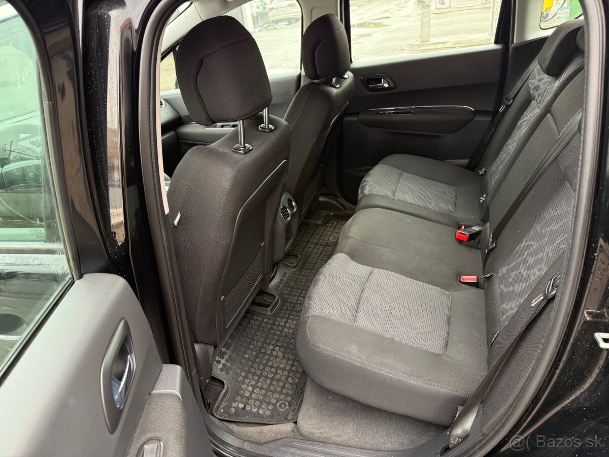 Peugeot 3008 1,6 HDI - 7