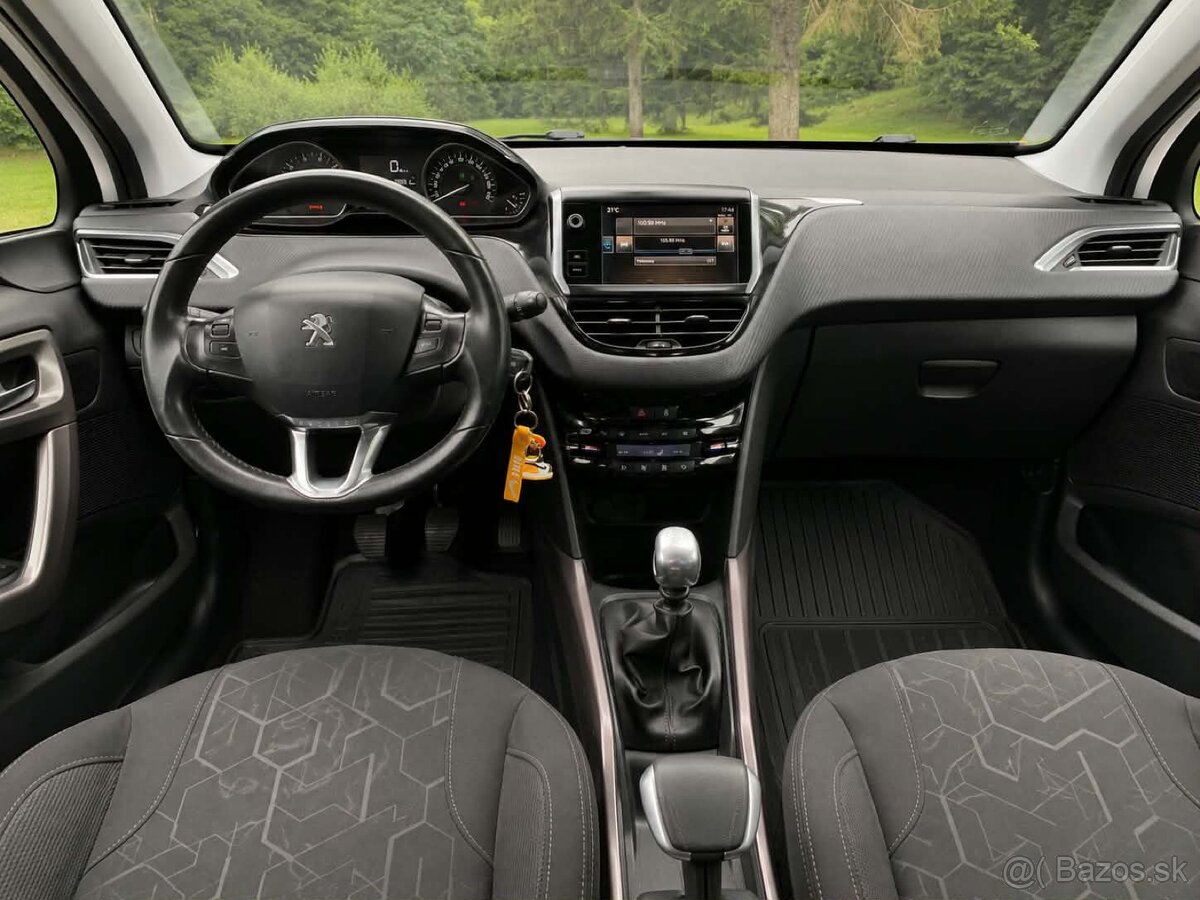 Peugeot 2008 1.2 PureTech 96Kw 2015 - 7