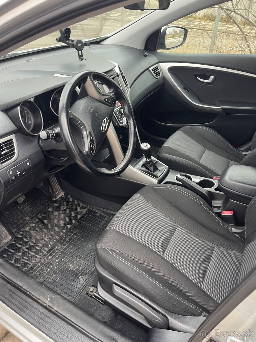 Hyundai i30 1.4 benzin - 7