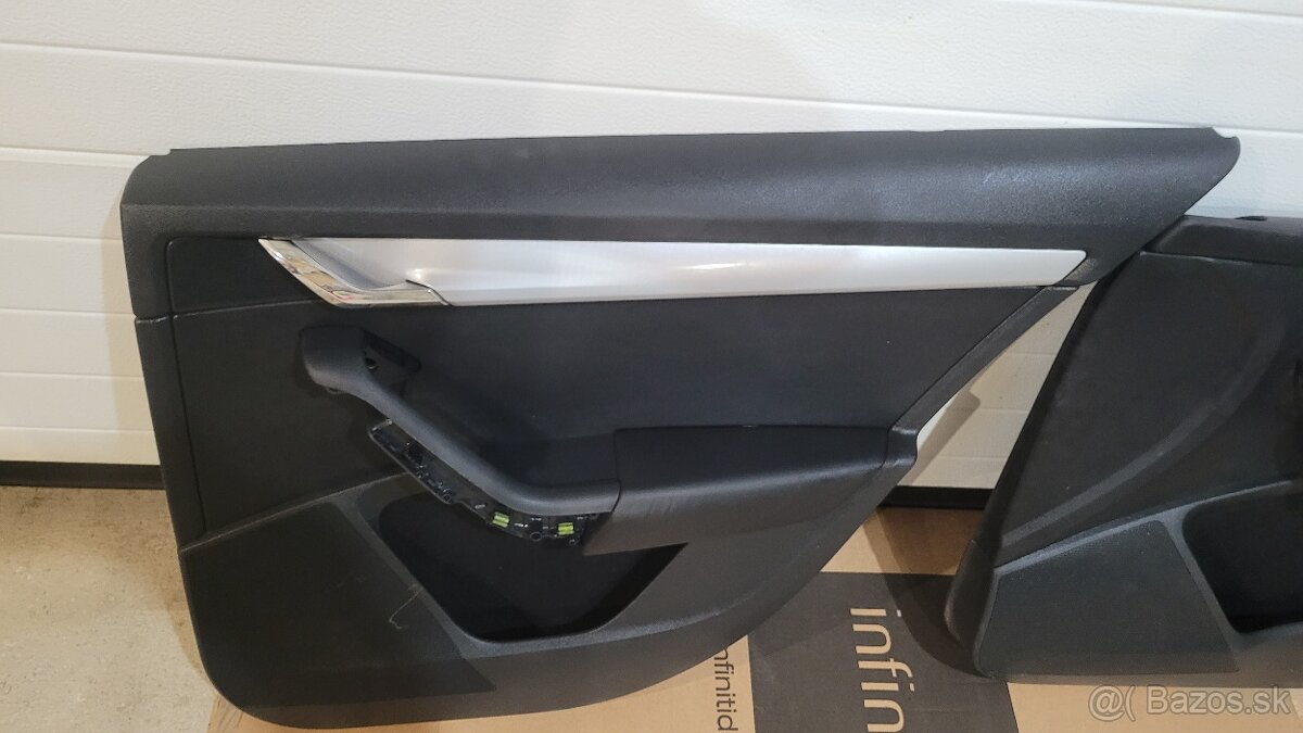 Tapacire dvier Škoda Octavia III combi - 7