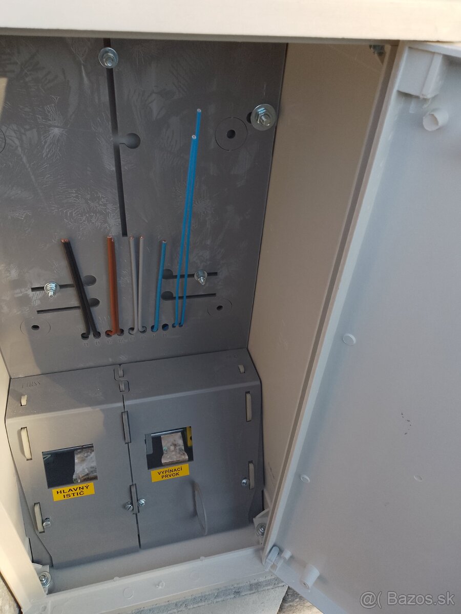 ⚡ ELEKTRIKÁR – Prípojky, elektromery, bleskozvody | XELEKTRO - 7