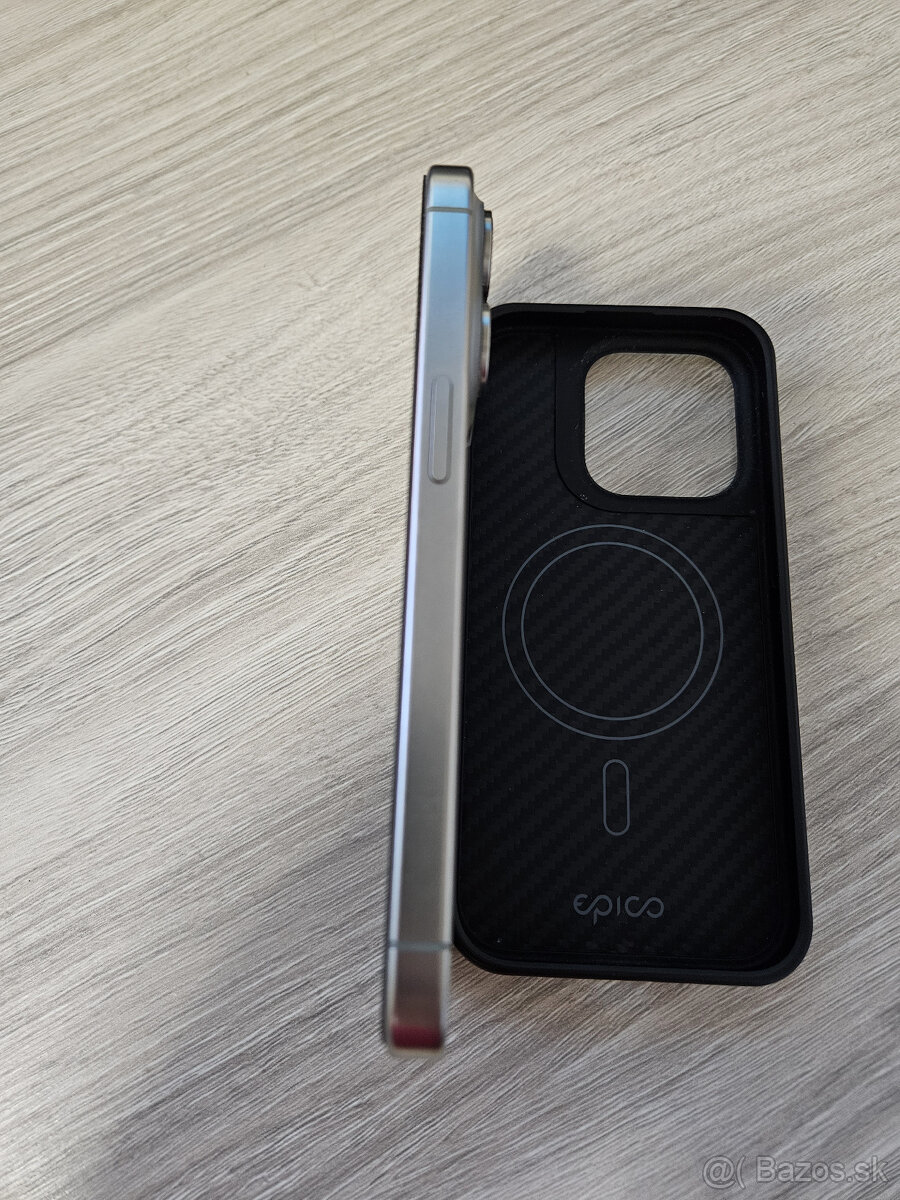 REZERVOVANÉ - Apple iPhone 15 Pro 256GB Natural Titanium - 7