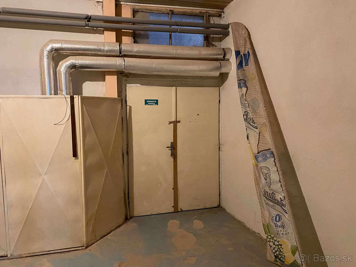 RealityKolesár prenajíma priestor 170m2 OC Torysa Jaltská Fu - 7